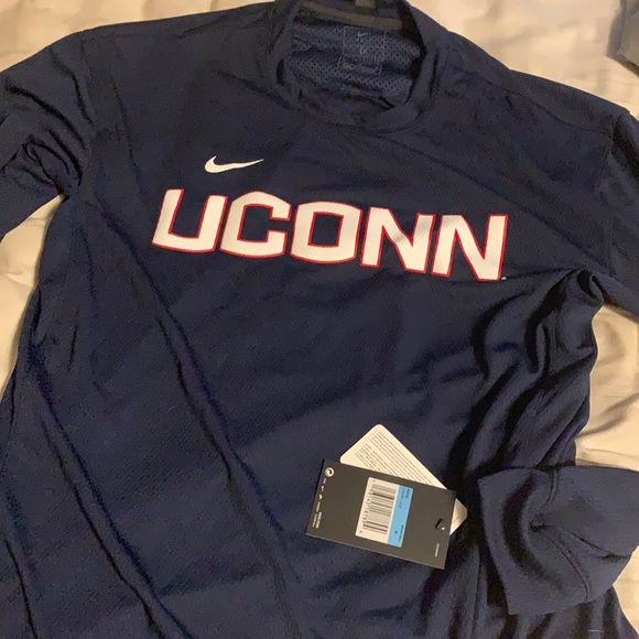 Other - Uconn long sleeve